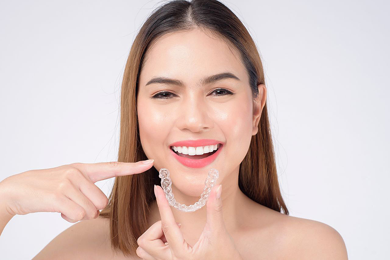 aparat invisalign katowice